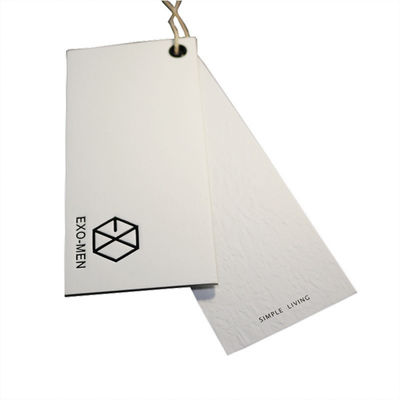 Papier Hang Tags With String fait sur commande du logo 350g emballage de Debossed
