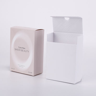 Réutilisez vernir l'emballage cosmétique fait sur commande enferme dans une boîte le cadeau de luxe