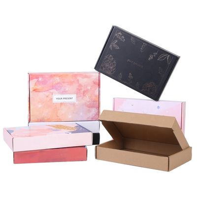 1.5mm a ridé les boîtes personnalisées de papier 250gsm Art Paper d'habillement
