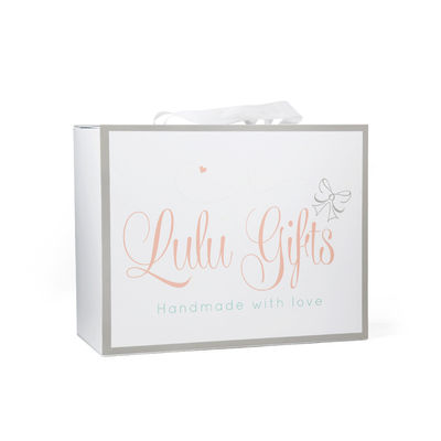 Couleurs pliantes du vêtement 157gsm Art Paper Gift Packing Boxes PMS