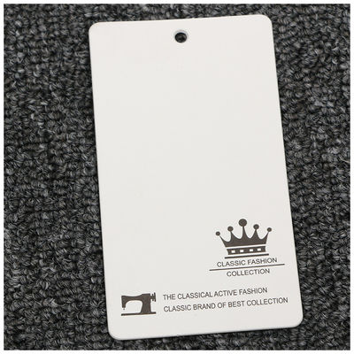 Carton de Debossed de relief par rectangle Logo Recycled Hang Tag 300gsm