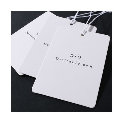 Rectangle d'ODM deux couches de Debossing d'habillement d'étiquette de label avec de la ficelle