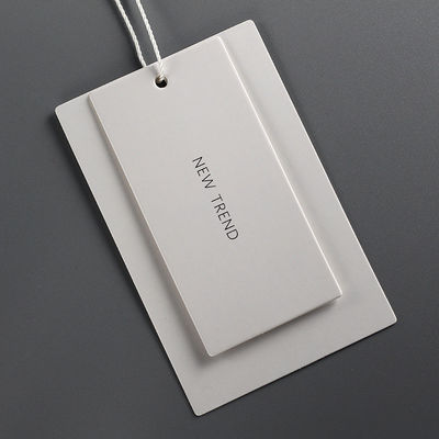 Logo de papier duplex blanc de client de Matte Varnishing Garment Swing Tags