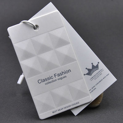 OEM Debossing de relief par DIY a personnalisé Hang Tag With String