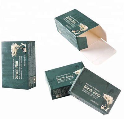 L'emballage réutilisé de savon du carton 350gsm enferme dans une boîte l'impression gravante en refief