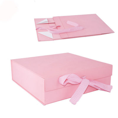 Boîte de empaquetage pliable magnétique rose de C1S C2S avec la fermeture de ruban