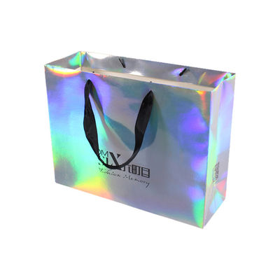 Sacs en papier recyclables de carton de 300GSM 1mm avec le style multi de logos